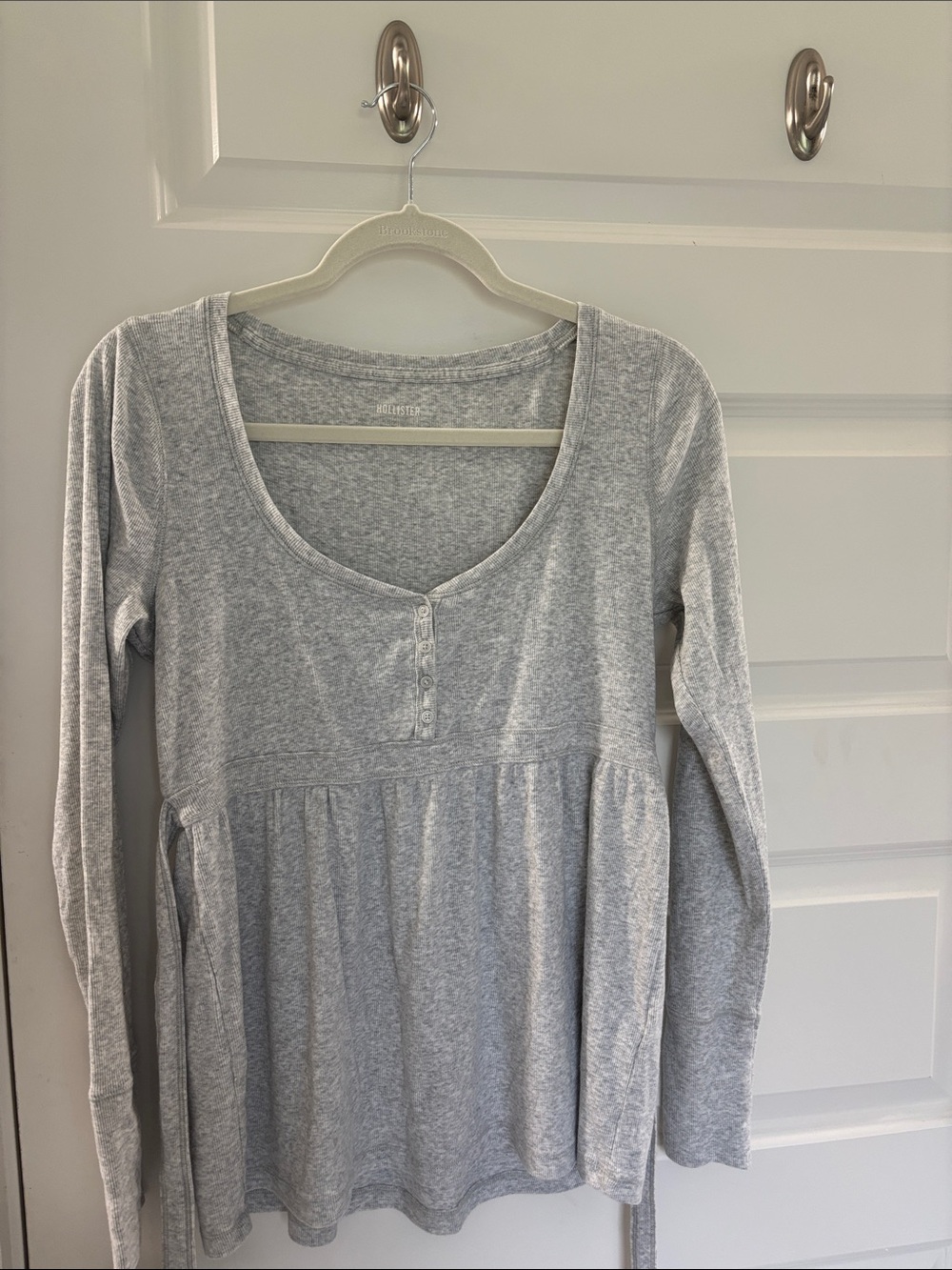 Hollister Light Gray Long Sleeve Henley Babydoll Tee